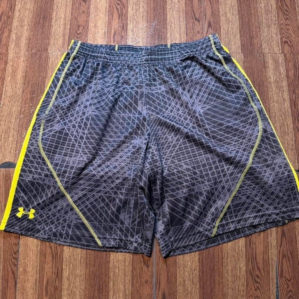 Under Armour Grey Yellow Retro Tech Sportswear Running Train Shorts Large
